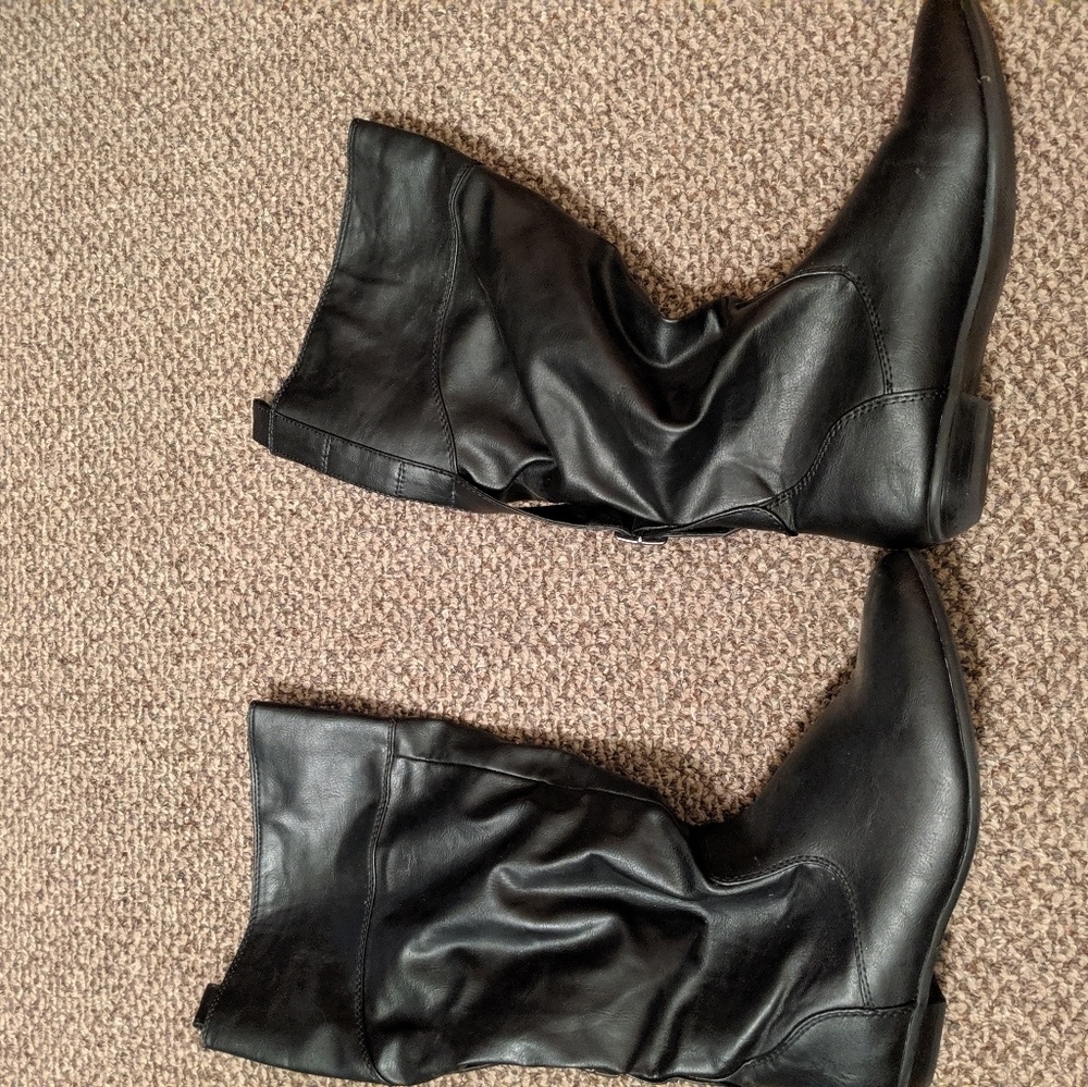 Black boots